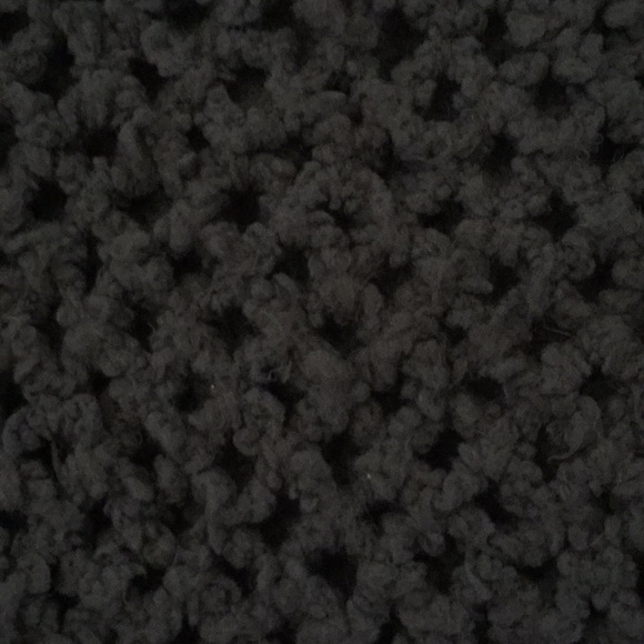 Well, it’s adorable!  Flower shawl - Picture 7 of 7